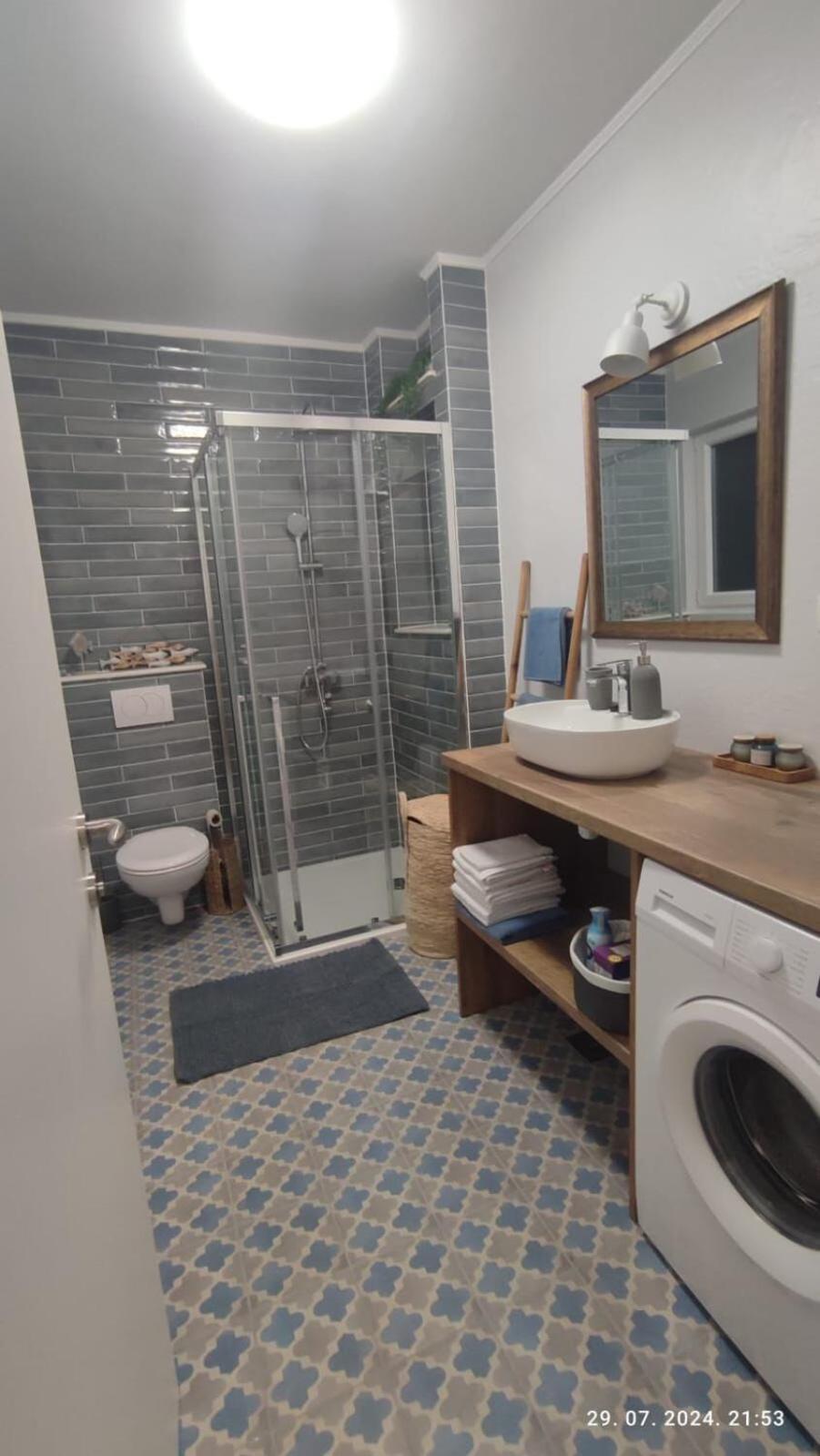 Apartments Milka Slatine Eksteriør bilde